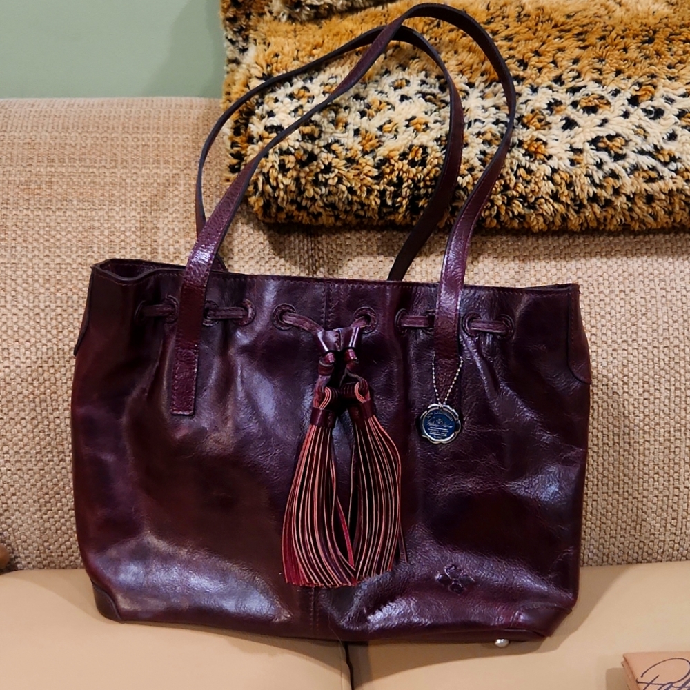 Patricia Nash geniune leather large tote